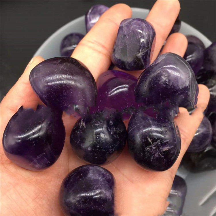 Natural Amethyst Crushed Stone Large Grains Midnightt Light